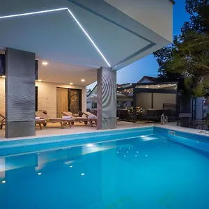 Valentina Apartment Trogir