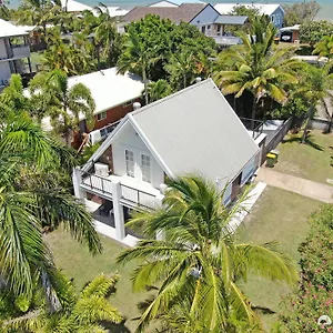 A- Frame On Ferguson! Holiday home Emu Park
